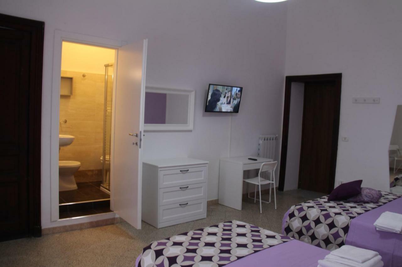 B&B Le Porte Di Napoli Eksteriør bilde