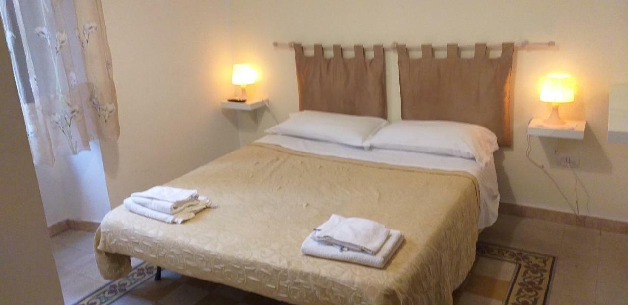 B&B Le Porte Di Napoli Eksteriør bilde
